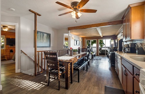 Peninsula Village Cabin | Lake Views at Lake Almanor 11: Lakeside Resort