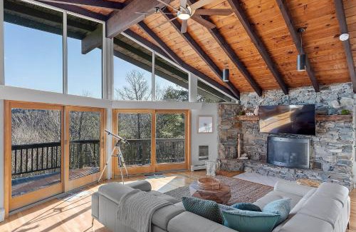 Gilford House | Lake Winnipesaukee & Gunstock Ski Mountain Views