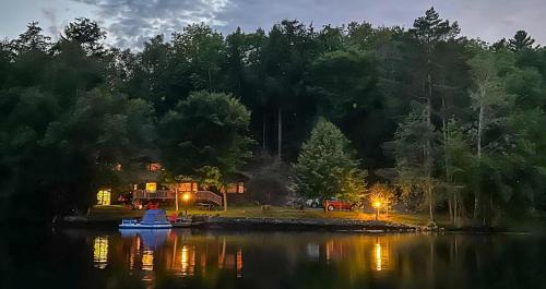 Saranac Lake House | Lakefront Adirondack Cabin - Dock - Canoe - 10 min to Lake Placid