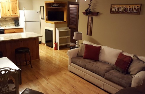 Almond House | Lakefront Adventure: Private Hot Tub, Dock, Nearby Rafting, Biking & More!