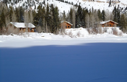 Jackson Hole Cabin | Lakefront Cabin Near The Grand Tetons, Jackson Hole, Yellowstone