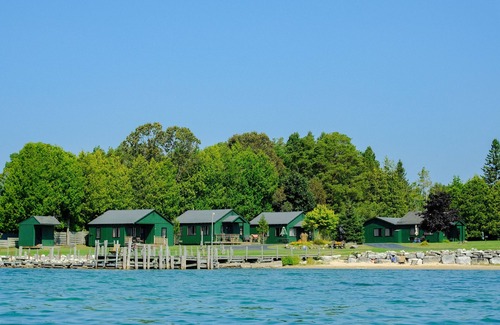Hessel Cabin | Lakefront Cabin in Hessel (Cabin #3)