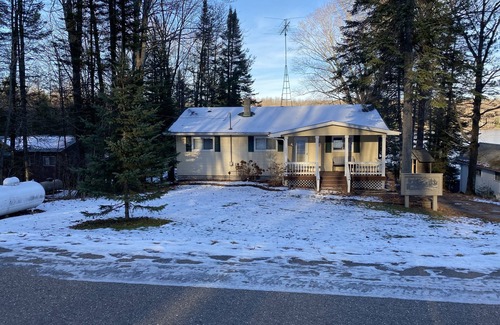 Crandon Cabin | Lakefront Cabin - less than 1 mile from the UTV/Snowmobile trails!
