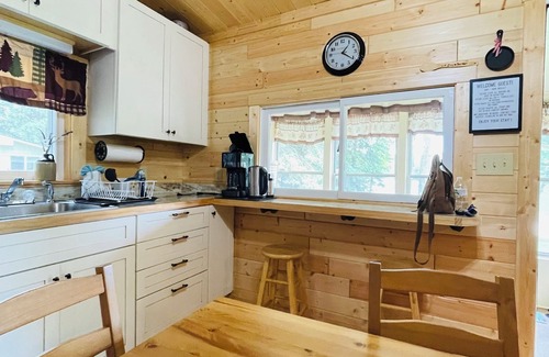 Wetmore Cabin | Lakefront Cabin, Pet Friendly, WIFI , near Pictured Rocks Munising Mi.