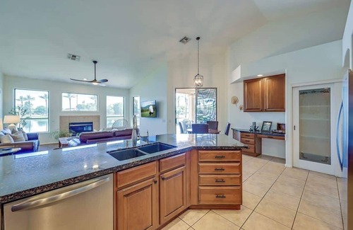 Chandler House | Lakefront Chandler Sunsets Heated Pool & Golf