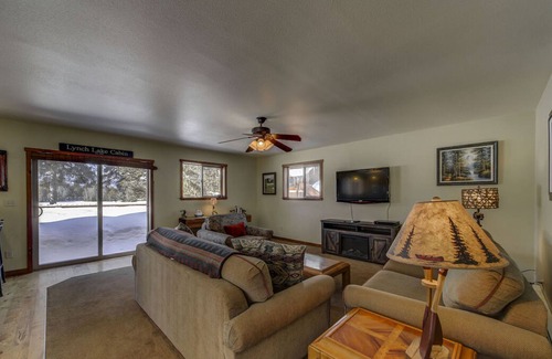 Donnelly Condo | Lakefront Escape by Casago Mccall - Donerightmanagement