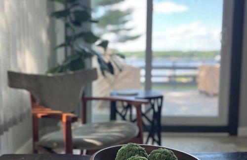 Canadian Lakes Cottage | Lakefront Escape with Hot Tub. Golf & Pool Access