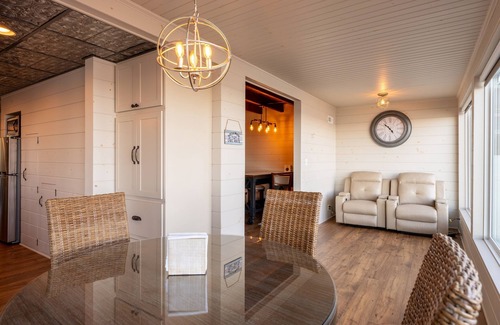 Erie County House | Lakefront Getaway in Huron