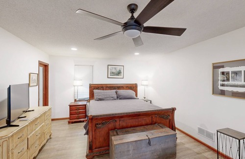 Leesville House | Lakefront home in the woods with dock, den, & private hot tub - dog-friendly