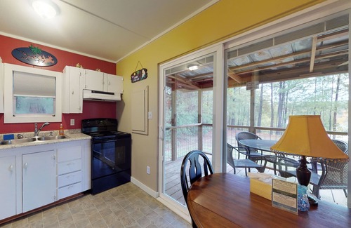 Leesville House | Lakefront home on 18 acres with covered deck & boat ramp access