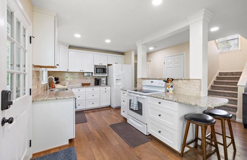 Wilkesboro Cabin | Lakefront House with Great Views