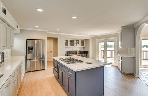 Nassau Bay House | Lakefront Houston House - 1 Mi to Space Center!