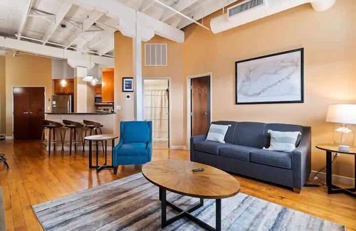 Downtown Cleveland Apartment | Lakefront Loft - Walk 2 First Energy x Progressive