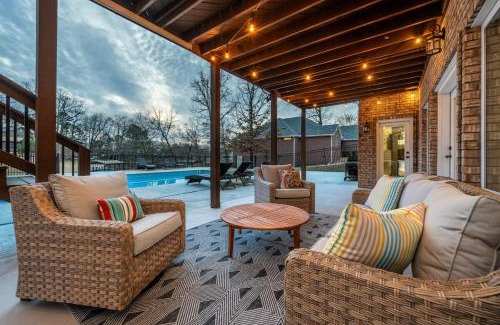 Mid America House | Lakefront Lux, Pool, Hot Tub, Game Room