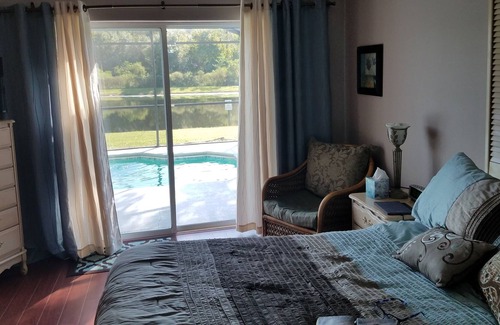 Eagle Pointe South House | Lakefront Pool Home - Minutes to Disney