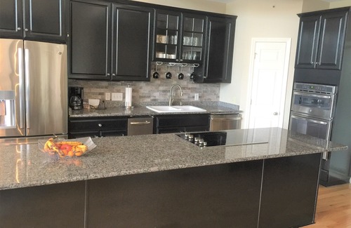 Reynolds Landing House | Lakefront Rental on Oconee!
