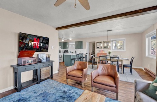 Tobyhanna Cottage | Lakefront Retreat | Hot Tub, Fire Pit & Scenic Views