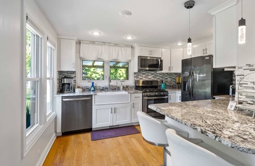 Salem Lakes House | Lakefront Retreat on Cross Lake