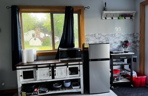 Isanti Apartment | Lakefront Retreat on Long Lake – Perfect for Wildlife, Weddings & Getaways