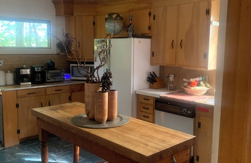 Gouldsboro Cottage | Lakefront Stone Cottage