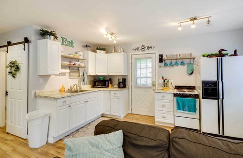 Sunrise Beach House | Lakefront Sunrise Beach Home w/Private Dock!