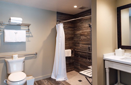 Lake San Marcos Resort | Lakehouse Resort