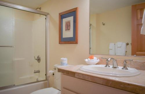 Homer House | Lakeshore Lodging Lodge 611