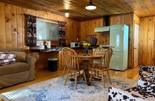 Lakeshore Resort | Lakeshore Resort