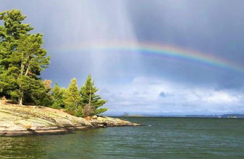 Ray House | Lakeside 3 Bedroom Lazy Days Cabin On Kab