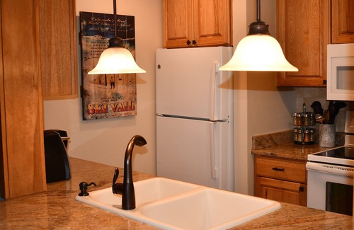 Lakeside Village Condo | Lakeside & Family. Thanksgiving at its Best! 2BR/2BA Private Patio.