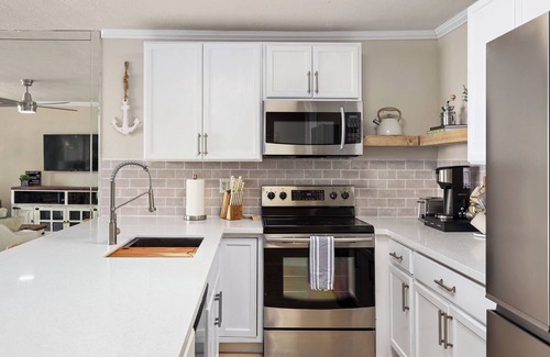 Walden on Lake Conroe Condo | Lakeside Getaway on Lake Conroe