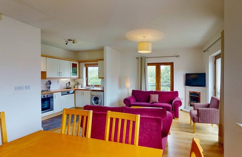 Killaloe House | Lakeside HH (FRI) (TR1+4)Type B No 7 by Interhome