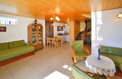 Borne Sulinowo House | Lakeside holiday home, private garden