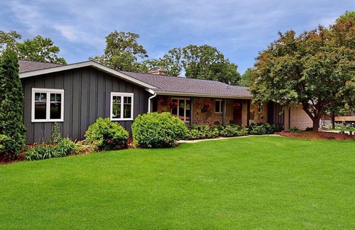 Sauk Centre Cabin | Lakeside Home on the Water