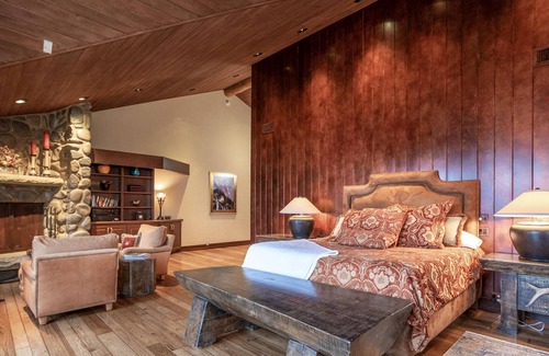 Lakeside House | Lakeside Luxury