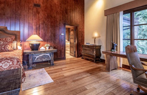 Lakeside House | Lakeside Luxury