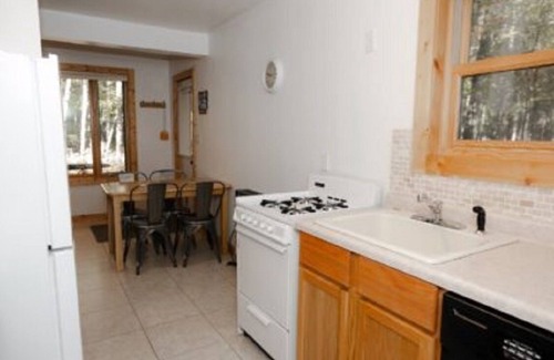 St Germain Cabin | Lakeside Pines 2 located on Pickerel Lake