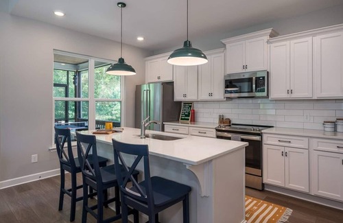 Tullahoma House | Lakeside Retreat @ Tim’s Ford!