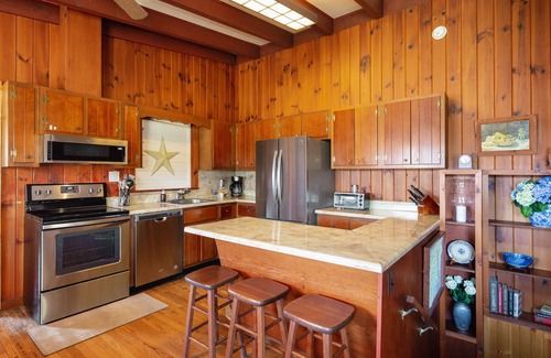 Lake Junaluska Cottage | Lakeside Retreat at The Ginkgo Cottage - Location, location, location