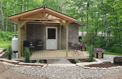Liberty Apartment | Lakeside Studio Cottage w/private bath, (Sleeps 2 Adults)