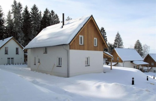 Lojzova Paseka House | Lakeside Village 8 (+ sauna) by Interhome