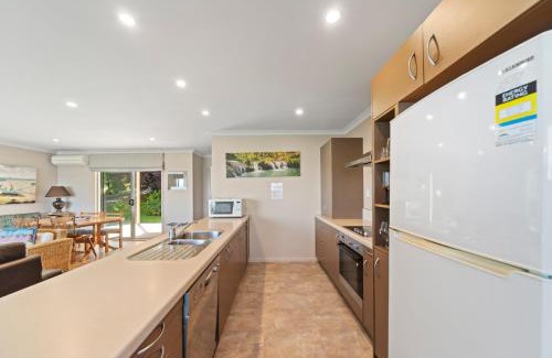 Rainbow Point House | Lakeside Vistas Magic - Rainbow Point Home