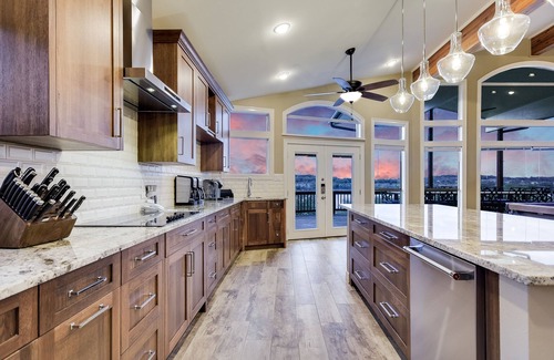 Highland Lake Estates House | LakeTravis Waterfront~BoatDock~Swimming Pool~Hot Tub~PICKLEBALL/Basketball Court