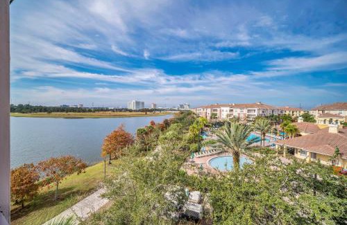 Florida Central Atlantic Coast Apartment | Lakeview Condo Directly Next To Pool Near WDW