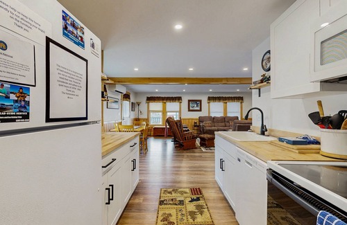 Greenville Junction House | Lakeview Getaway - Trailer Parking, Walk to Ramp, Dogs Welcome & High-Speed WiFi