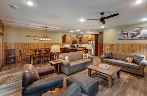 Pequot Lakes Resort | Lakeview Home with Dock on the Whitefish Chain, Outdoor Pool, Pickleball & More