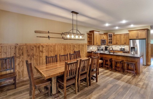 Pequot Lakes Resort | Lakeview Home with Dock on the Whitefish Chain, Outdoor Pool, Pickleball & More