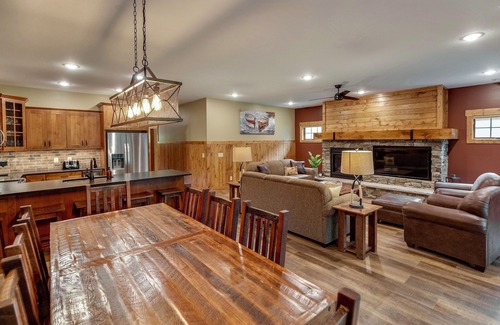 Pequot Lakes Resort | Lakeview Home with Dock on the Whitefish Chain, Outdoor Pool, Pickleball & More
