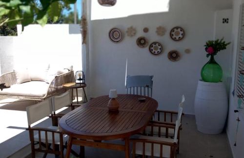 S'oru e Mari House | Laku beach