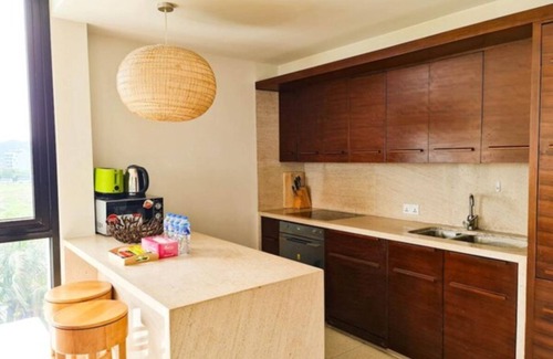 Ngu Hanh Son Apartment | Lalahouses - 2BR Apt in Huyatt Da Nang beach view